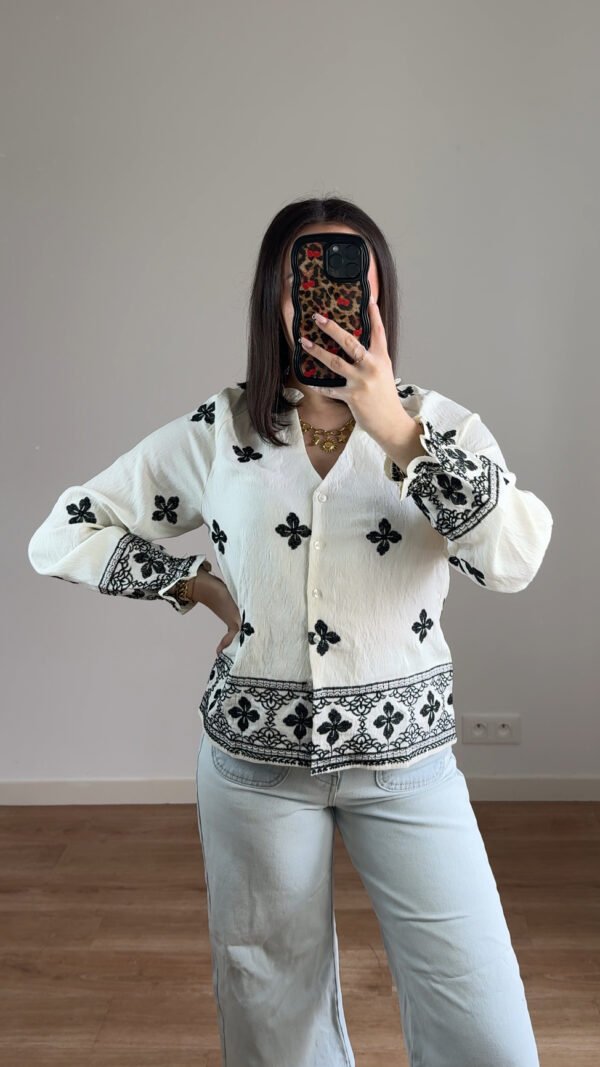 Chemise broderie fleurs