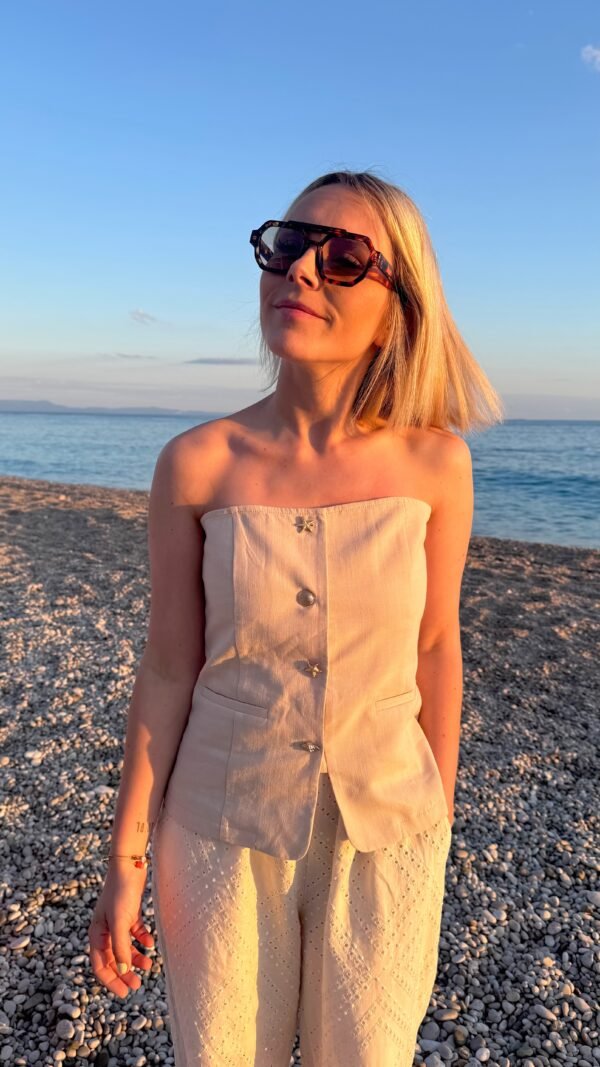 Top beige bustier
