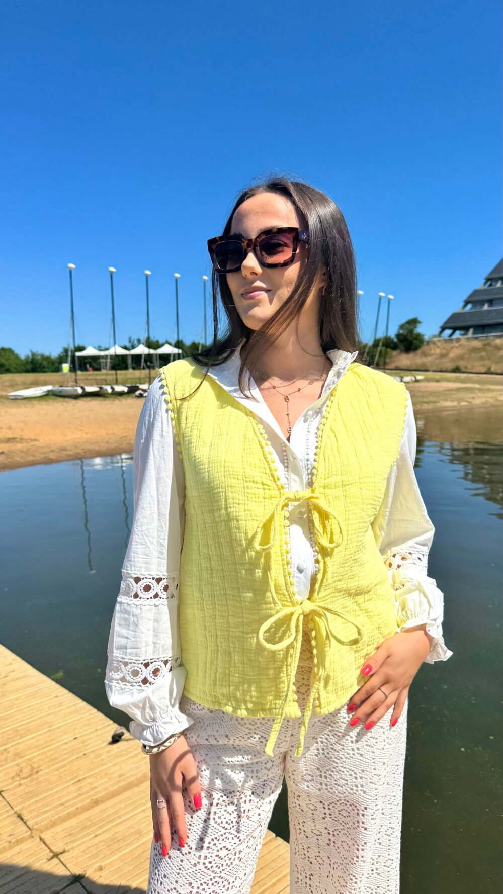 Veste sans manches jaune