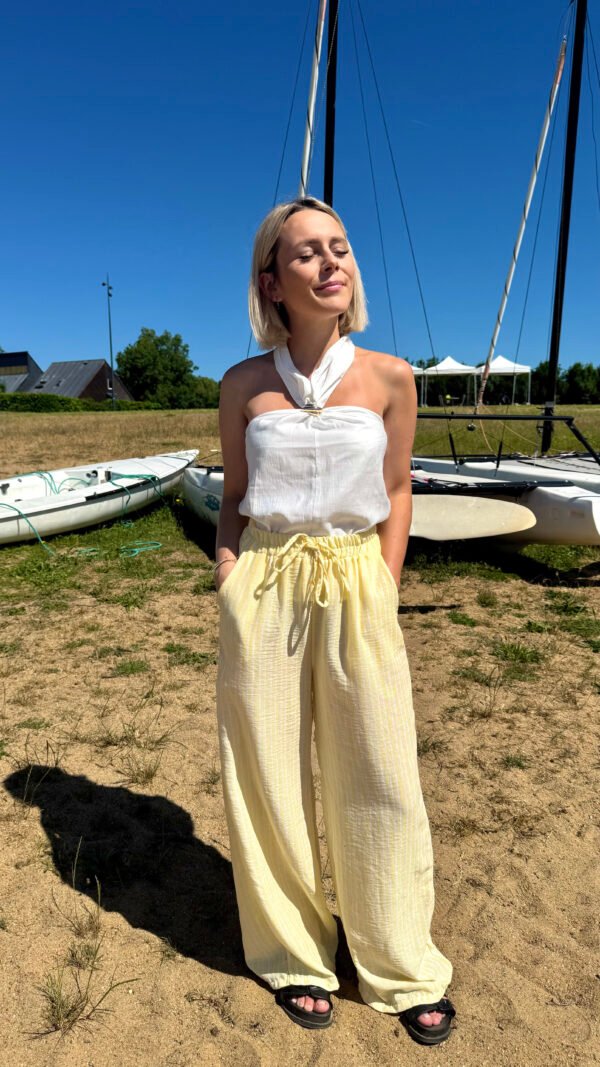 Pantalon à rayure jaune