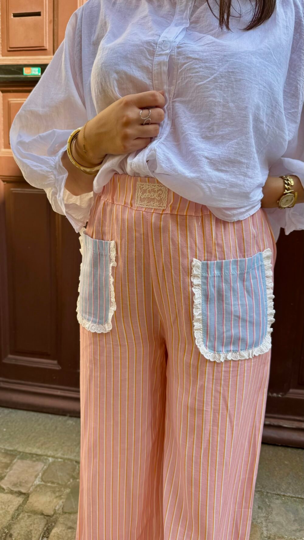 Pantalon orange rayure blanche – Image 3