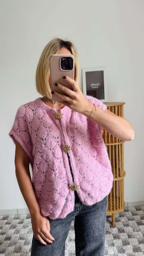 Pull rose sans manches