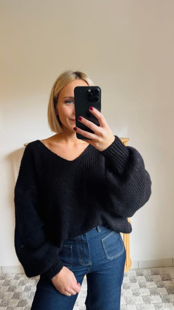 Pull noir