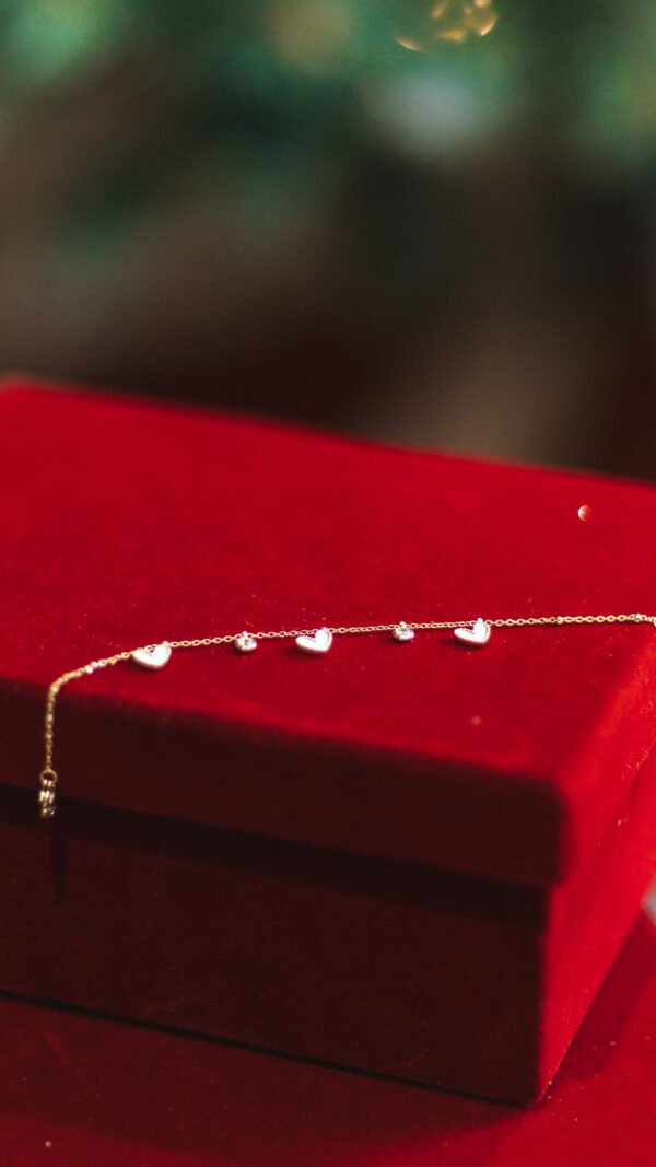 Bracelet coeur blanc nacré