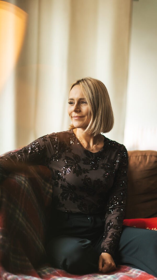 Top chocolat broderie perles