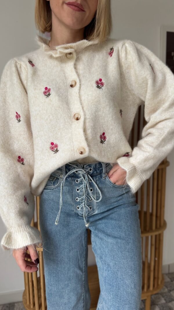 Gilet beige à fleurs