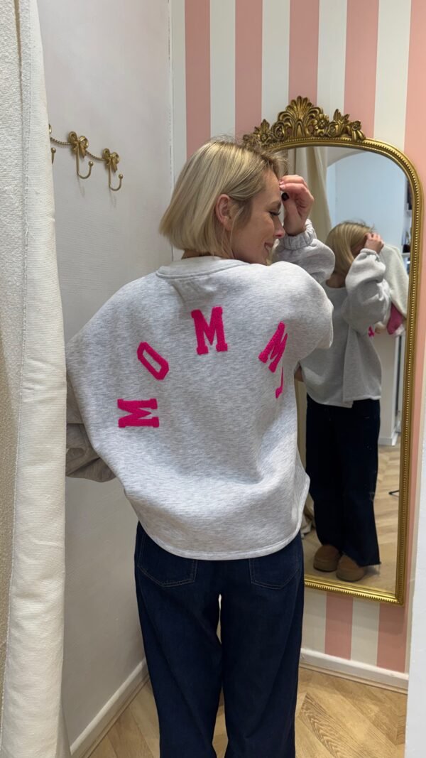 Pull gris "Mommy" rose