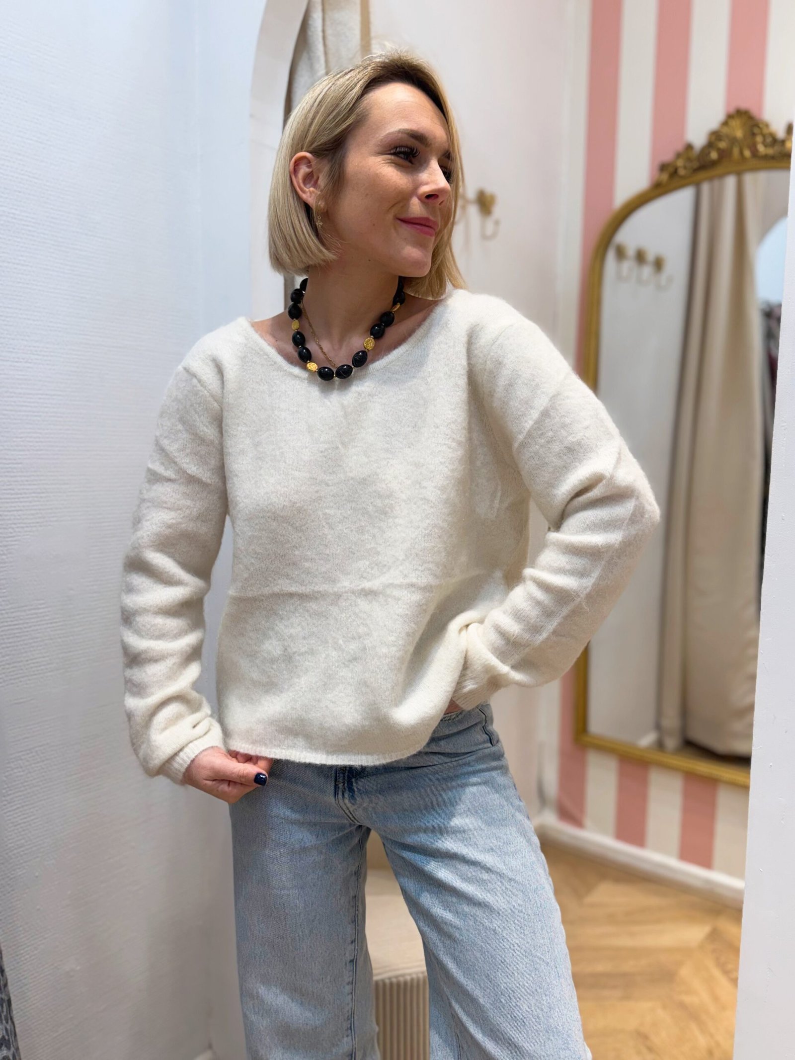 Pull dos nu dentelles – Image 2