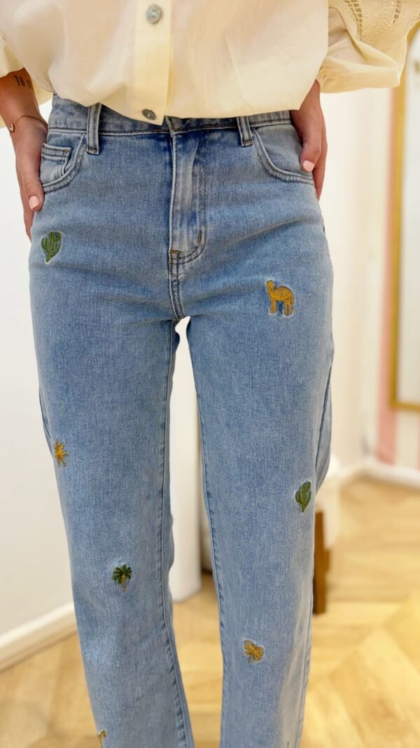 Jean bleu claire à motif