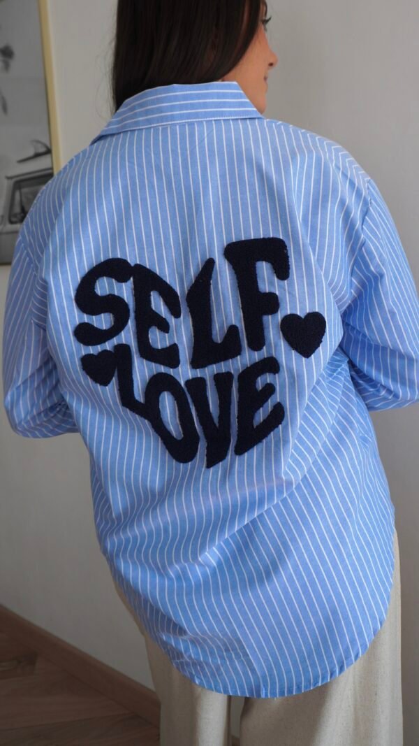 Chemise bleu à rayures