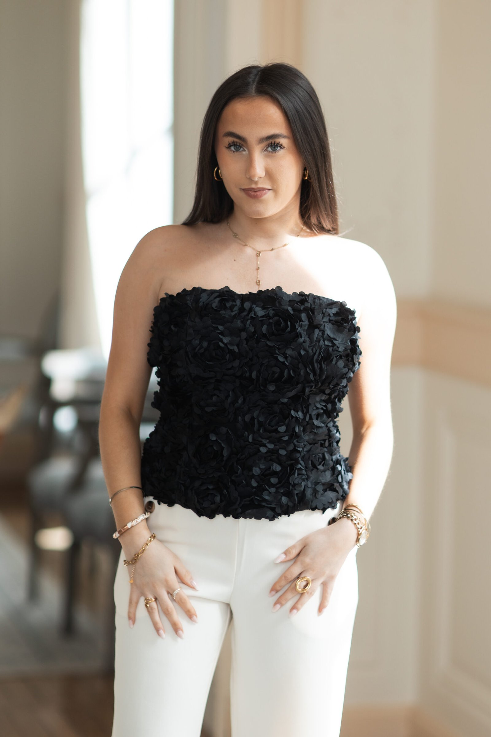 Bustier noir à fleurs