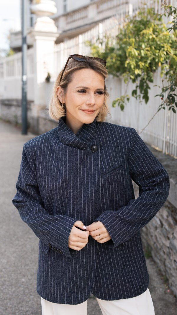 Veste blazer bleu à rayure ouverture devant