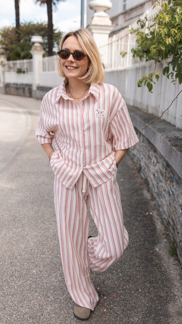 Pantalon beige à rayures