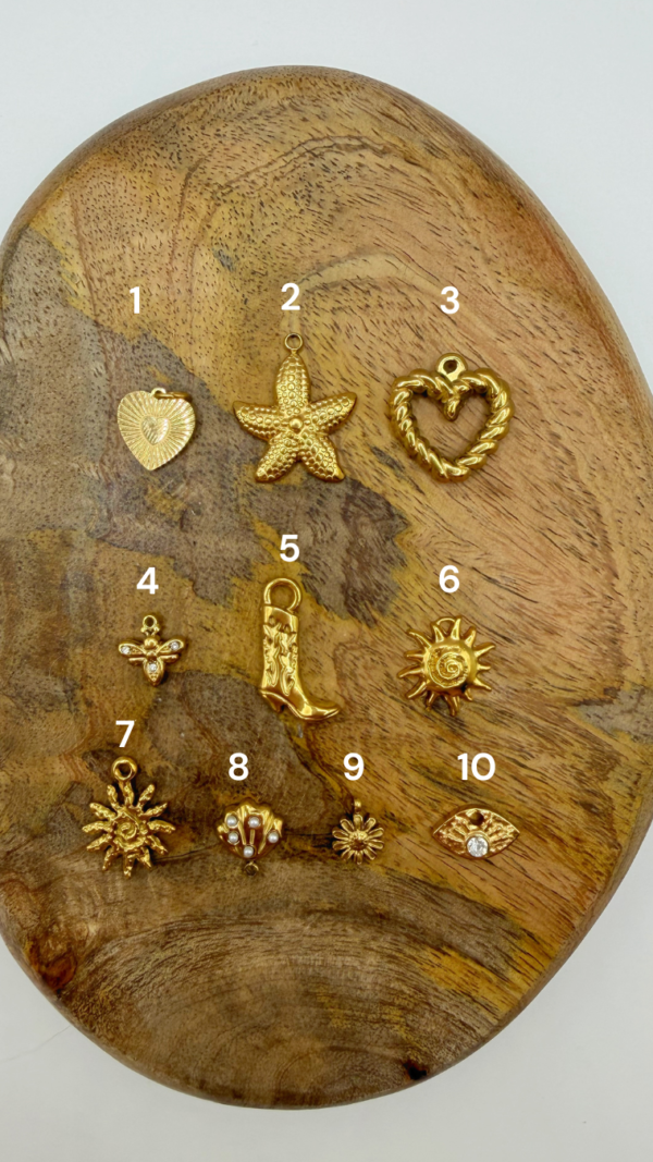 Charms doré