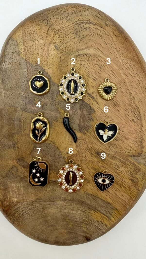Charms noir