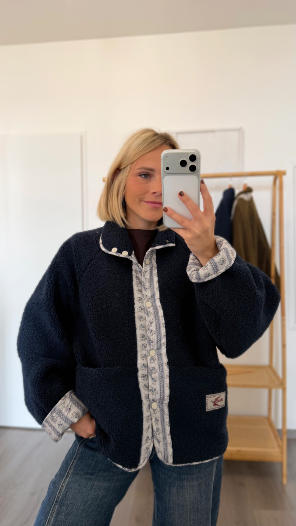 Veste réversible bleu marine motif arabesque