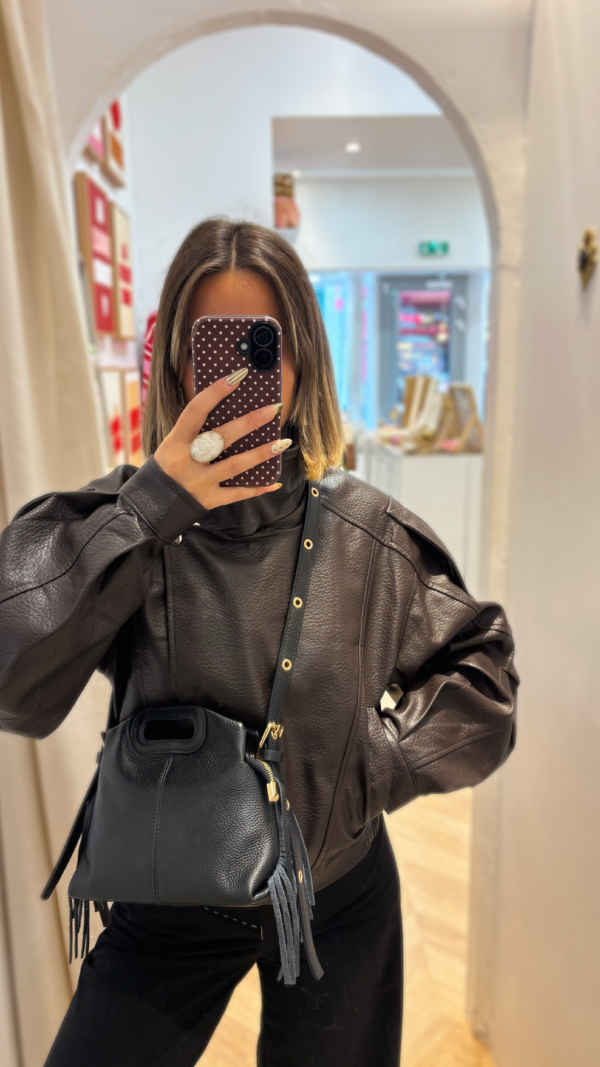 Sac noir à franges