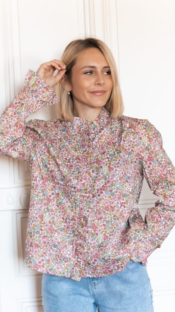 Chemise fleurie