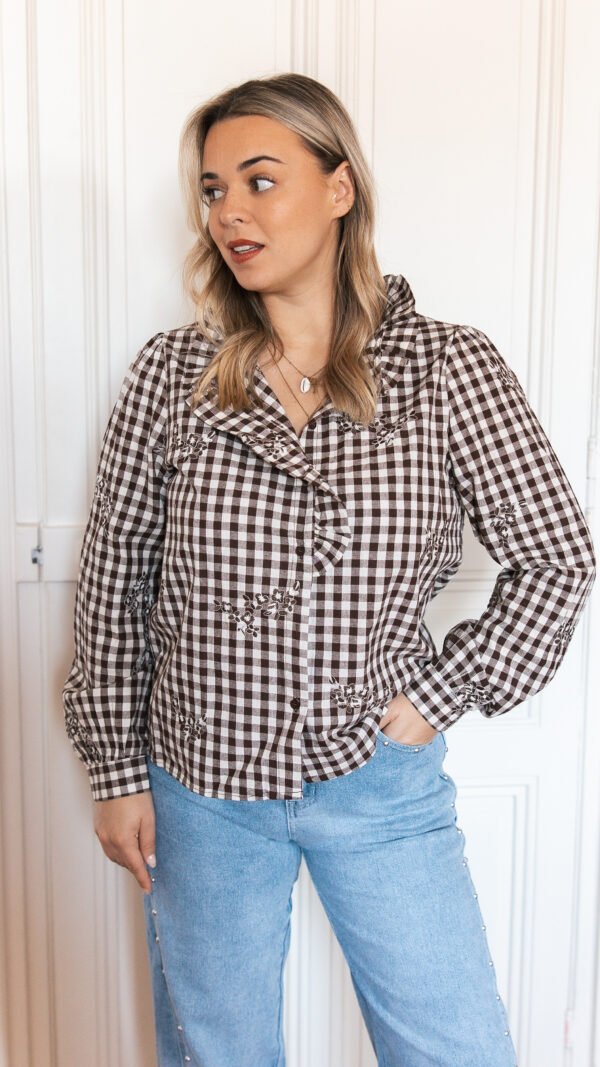 Chemise marron broderie